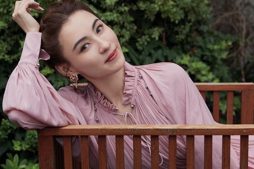 Trương Bá Chi tin vào tình yêu sau ly hôn