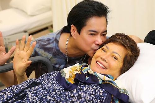 Mẹ qua đời nhưng Ngọc Sơn đang bị cách ly vì Covid-19
