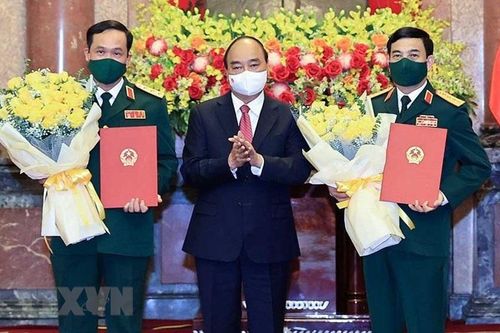 Trao quyết định thăng quân hàm Đại tướng, Thượng tướng cho lãnh đạo Bộ Quốc phòng