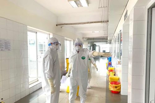 Hà Nội: Nhân viên điều dưỡng tại Bệnh viện Bắc Thăng Long dương tính Covid-19