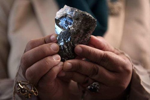 Phát hiện viên kim cương lớn thứ ba thế giới ở Botswana