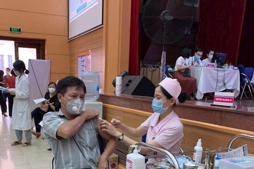 TP Hồ Chí Minh sẽ tận dụng thời gian 'vàng' để tiến hành tiêm vắc xin Covid-19