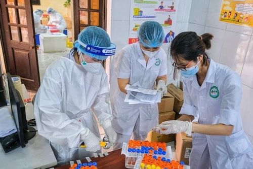 Ngày 12/7, Bắc Giang thêm 7 trường hợp F0, hơn 3.300 lao động đi làm trở lại