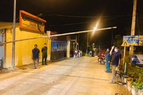 Thanh Hóa: Cảnh cáo Trưởng Trạm Y tế xã Nghi Sơn