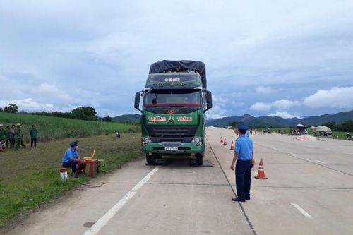 101 phương tiện vi phạm bị Cục Quản lý Đường bộ III xử lý