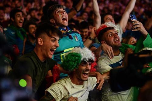 EURO 2020: Giải đấu đáng nhớ bất chấp đại dịch COVID-19