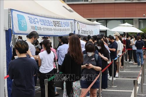 Giãn cách xã hội mức cao nhất ở Seoul