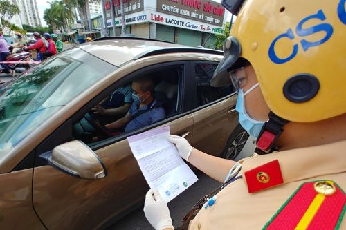 Hướng dẫn đầu mối tiếp nhận thủ tục xin Giấy nhận diện 'luồng xanh' tại TP Hồ Chí Minh