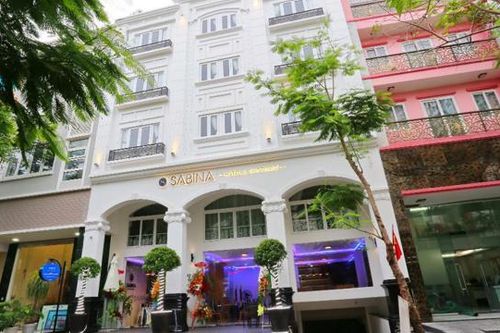 Dịch Covid-19 phức tạp, nhu cầu thuê khách sạn cách ly tăng nhanh tại TP.HCM