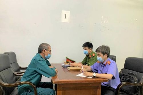 Hải Dương: Bắt kẻ làm đơn tố cáo lãnh đạo xã rồi tống tiền 400 triệu đồng