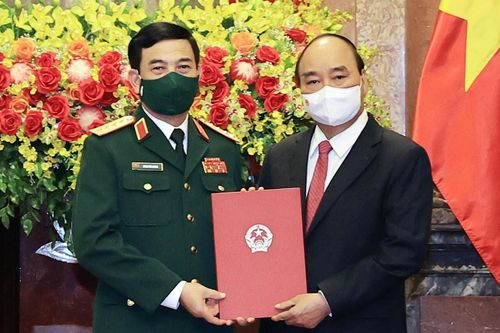 Bộ trưởng Quốc phòng Phan Văn Giang được thăng quân hàm Đại tướng