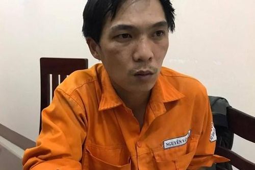 Gia Lai: Khởi tố đối tượng đổ xăng lên người 2 con dọa đốt