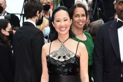 Diễn viên Phạm Linh Đan dự thảm đỏ Liên hoan phim Cannes