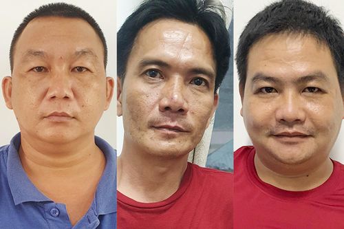 Tạm giam 4 người cá độ bóng đá trong mùa dịch