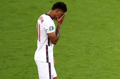 Marcus Rashford viết tâm thư cảm động sau khi đá hỏng luân lưu