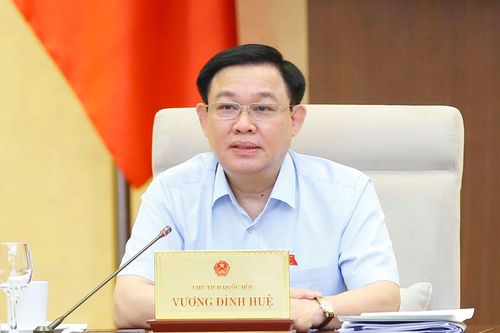 UBTVQH thảo luận báo cáo của Chính phủ về kinh tế, tài chính, đầu tư công