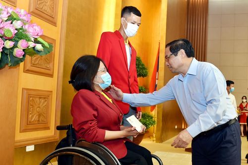 Thủ tướng Phạm Minh Chính: Cần đẩy mạnh hơn nữa phong trào thể dục thể thao, tạo điều kiện để người dân rèn luyện sức khỏe