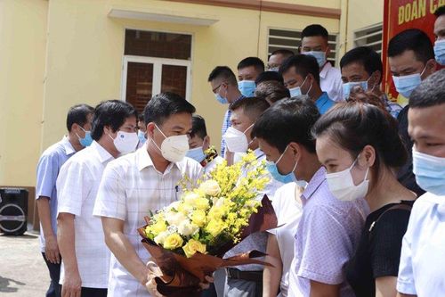 40 cán bộ y tế Vĩnh Phúc chi viện cho TP Hồ Chí Minh