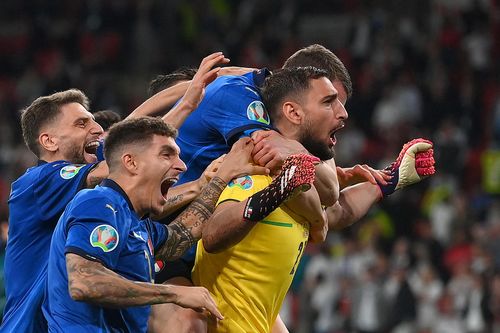 Italia áp đảo đội hình xuất sắc nhất EURO 2020