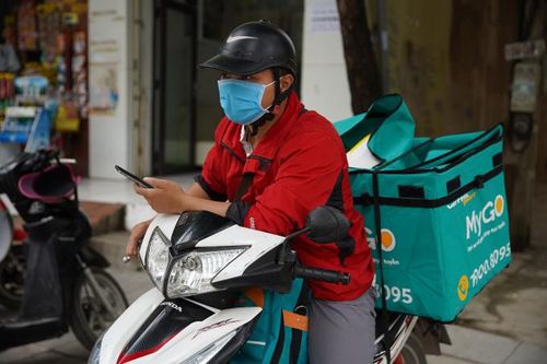 Tài xế xe công nghệ, nhân viên vệ sinh... sẽ được xét nghiệm sàng lọc Covid-19