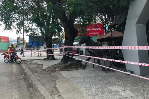 Hết cảnh ồn ào, kẹt xe, Quốc lộ 51 yên ắng giữa 'rừng' dây phong tỏa trong đại dịch