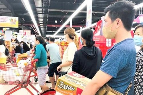 Giãn cách xã hội: Còn tình trạng thiếu hàng hóa cục bộ, giá cao