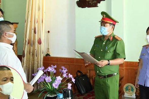 Khởi tố chủ xe khách tuyến Quảng Bình – Huế về hành vi làm giả con dấu