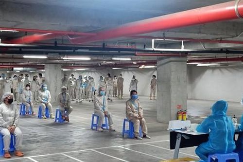 'Nội bất xuất, ngoại bất nhập, 3 tại chỗ'