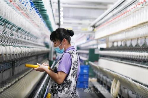 Đà tăng trưởng kinh tế của Trung Quốc giảm tốc mạnh trong quý 2