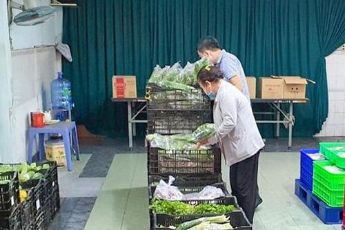 Nhiều chuyến xe, gian hàng lưu động giá bình ổn phục vụ người dân TPHCM
