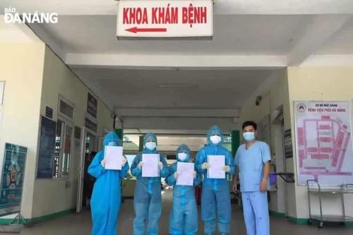 Thêm 4 bệnh nhân mắc Covid-19 được điều trị khỏi