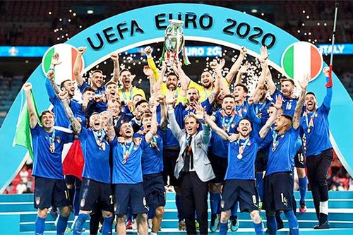 Nhà vô địch Italy bỏ túi… 930 tỷ đồng