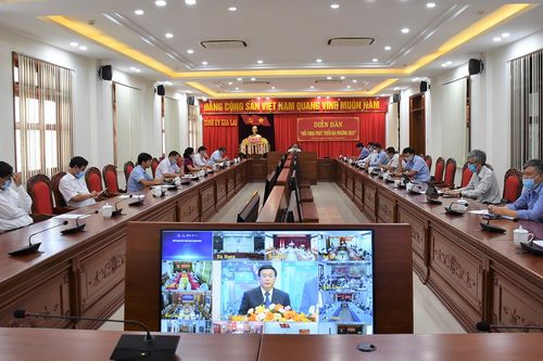 Diễn đàn 'Đối thoại phát triển địa phương năm 2021'