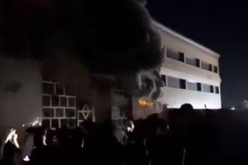 Hỏa hoạn tại bệnh viện ở Iraq khiến ít nhất 52 người thiệt mạngTin khácChương trình 'Tiếp sức mùa thi': Nhân lên những hành động đẹpSẵn sàng cho kỳ thi tốt nghiệp THPT năm 2021