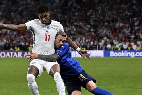 Viễn cảnh của sân vận động Wembley sau trận chung kết EURO 2020