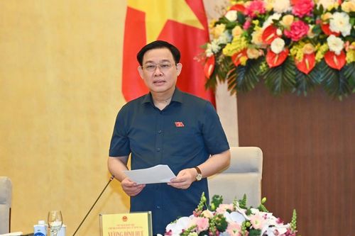 Chủ tịch Quốc hội: Vướng chỗ nào phải chỉ ra, không ngồi kêu rồi đổ thừa thể chế