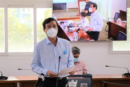 TP.HCM thừa nhận tình trạng chậm chuyển F0 đi điều trị
