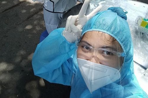 Sinh nhật đặc biệt của nữ tình nguyện viên ở TP.HCM