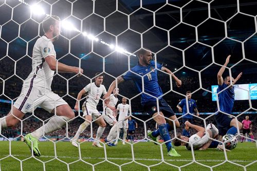 Kỷ lục ghi bàn tại EURO 2020