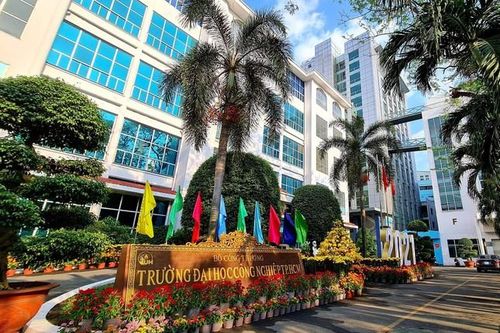 Thí sinh chuyển nhầm lệ phí xét tuyển 30.000 đồng thành… 30 triệu đồng