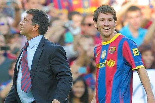 Vẫn khao khát ở lại Nou Camp, vì sao Lionel Messi không ký hợp đồng mới với Barca?