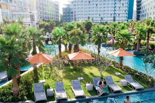 Cẩn trọng đón khách quốc tế hộ chiếu vắc-xin