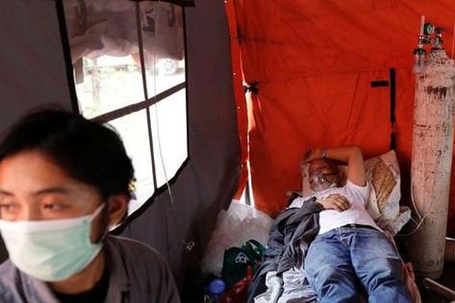 Indonesia vượt Ấn Độ, trở thành 'hố đen' COVID-19 ở châu Á