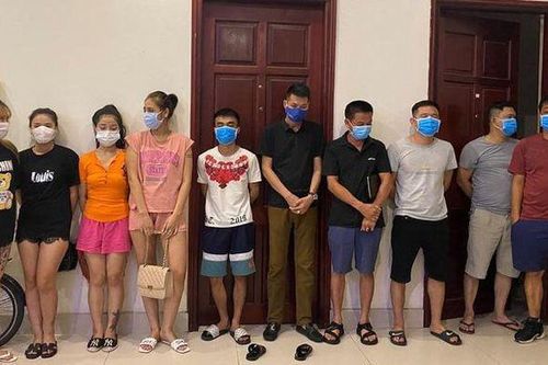 Khởi tố 7 đối tượng mua bán, tổ chức, sử dụng trái phép chất ma túy