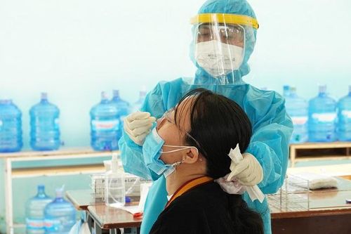 TP Hồ Chí Minh bác bỏ thông tin phong tỏa toàn thành phố từ 0 giờ ngày 15/7