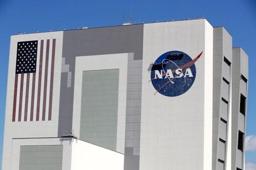 NASA ký hợp đồng chế tạo tàu vũ trụ năng lượng hạt nhân