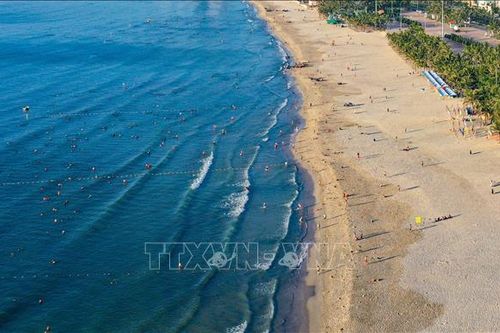 Đà Nẵng lại tạm dừng hoạt động tắm biển, thể thao, cắt tóc từ ngày 15/7