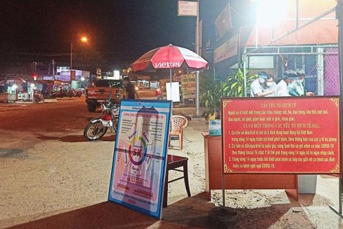 Đam Rông: Bơi qua sông tránh chốt kiểm dịch, 3 thanh niên bị phạt 15 triệu đồng
