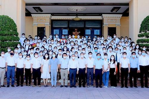 Thừa Thiên - Huế: Cử đoàn bác sĩ, nhân viên y tế vào Thành phố Hồ Chí Minh và Đồng Tháp hỗ trợ phòng, chống dịch