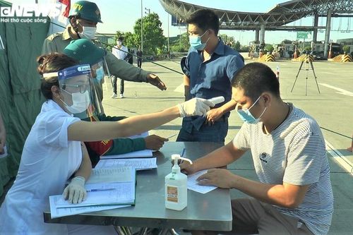 22 chốt kiểm soát dịch tại các cửa ngõ Hà Nội trong ngày đầu hoạt động